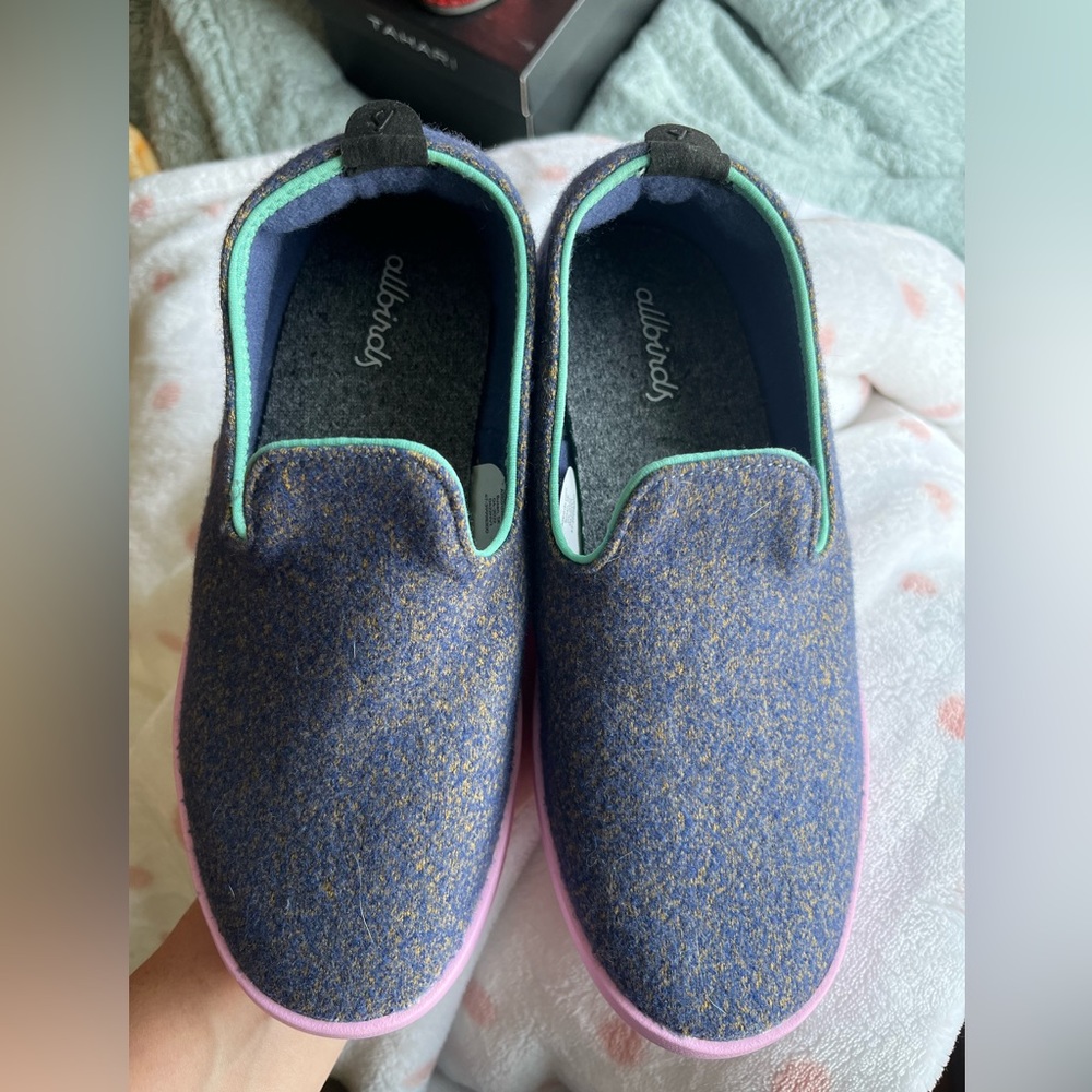 Allbirds size 3 wool slip on sneaker